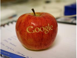 Apple Bate Google